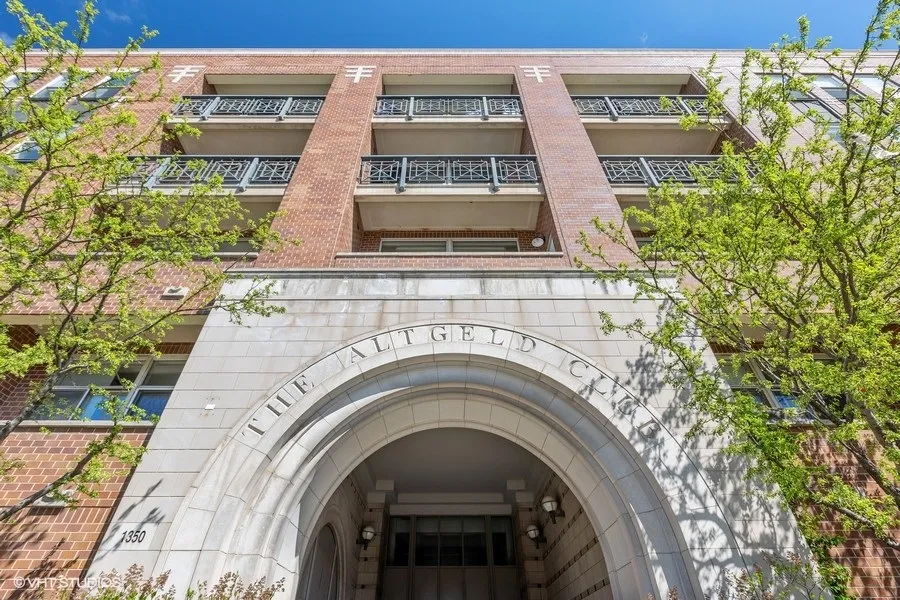 1350 W Fullerton Ave 60614 60614-unit#302-Chicago-IL