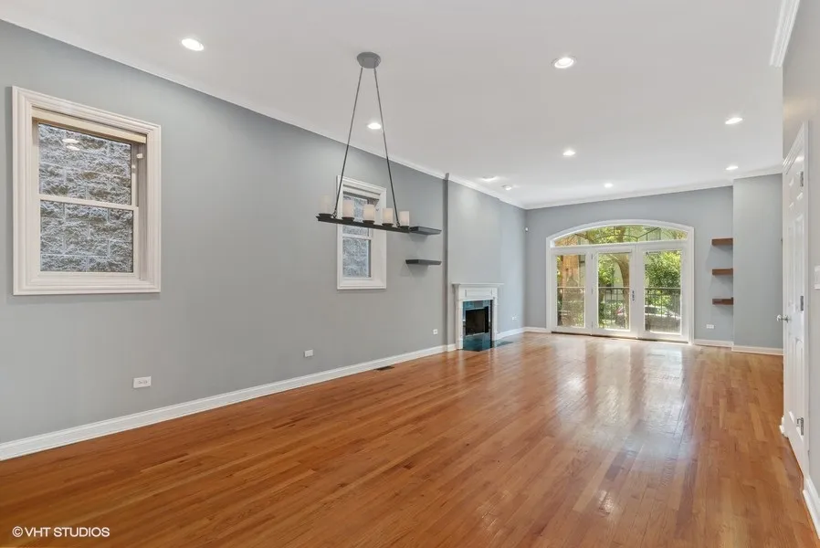 3633 N Wilton Ave 60613 60613-unit#1-Chicago-IL