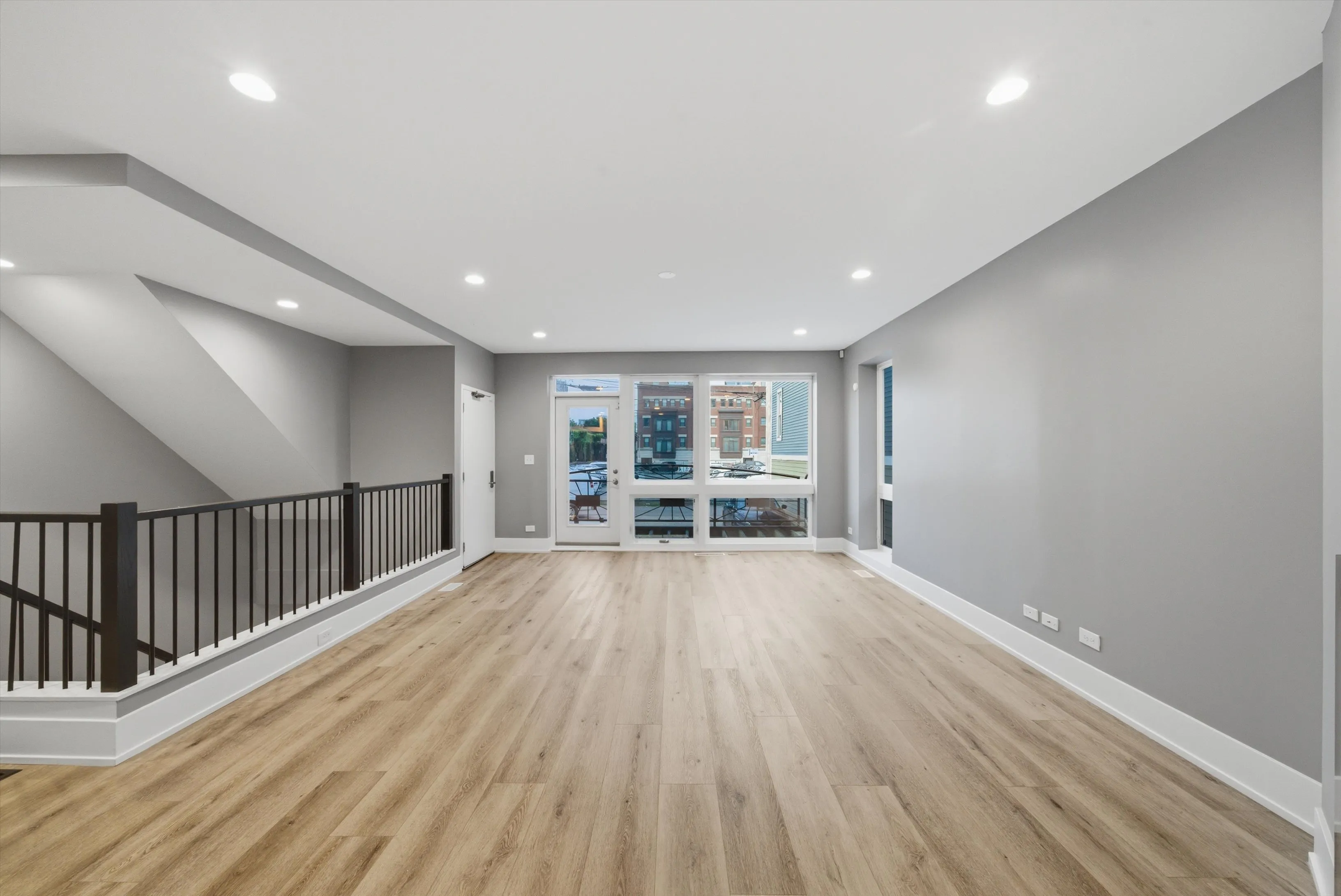 308 W Evergreen Ave 60610 60610-unit#1R-Chicago-IL