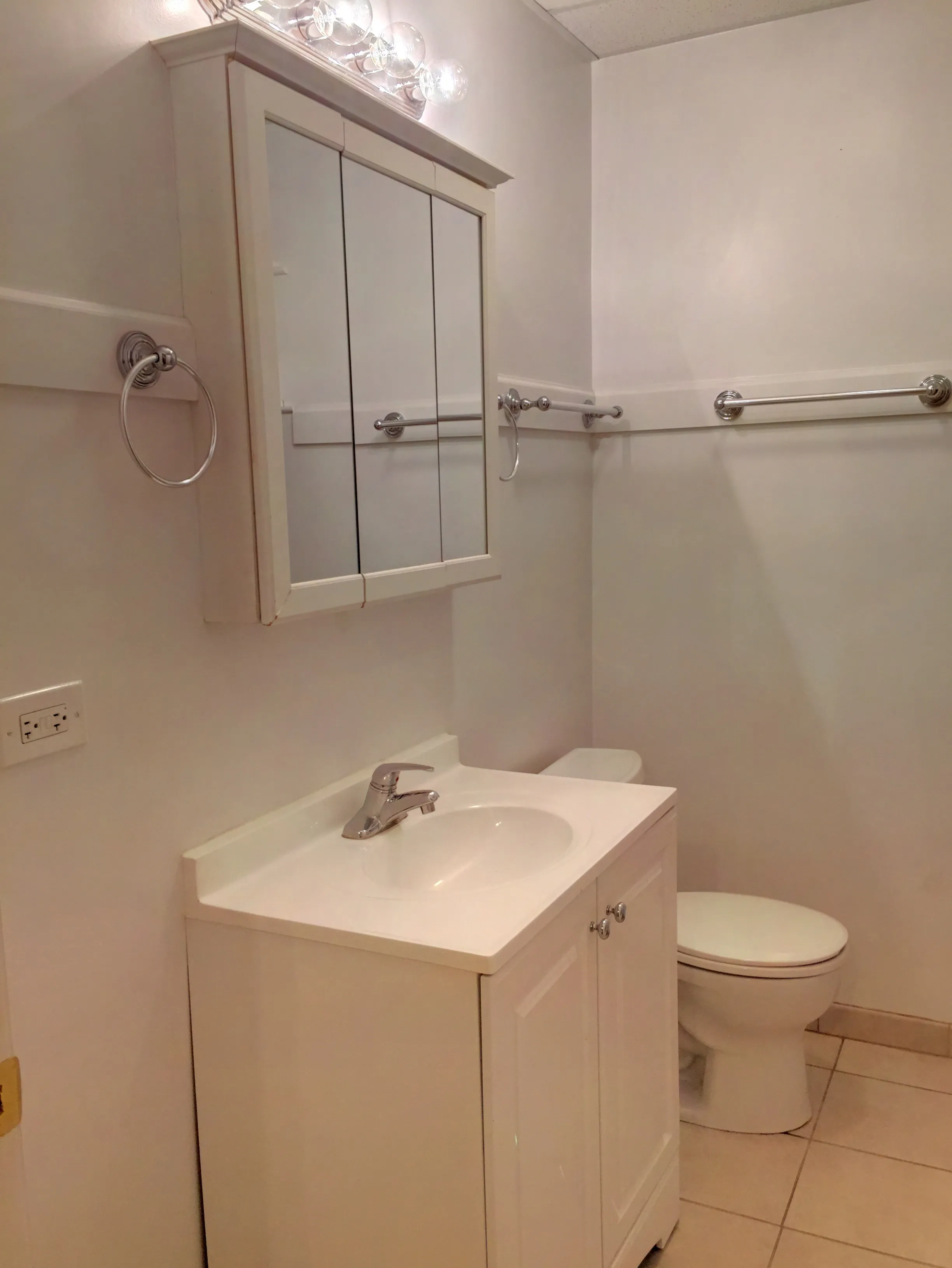 1627 W Superior St 60622 60622-unit#1F-Chicago-IL