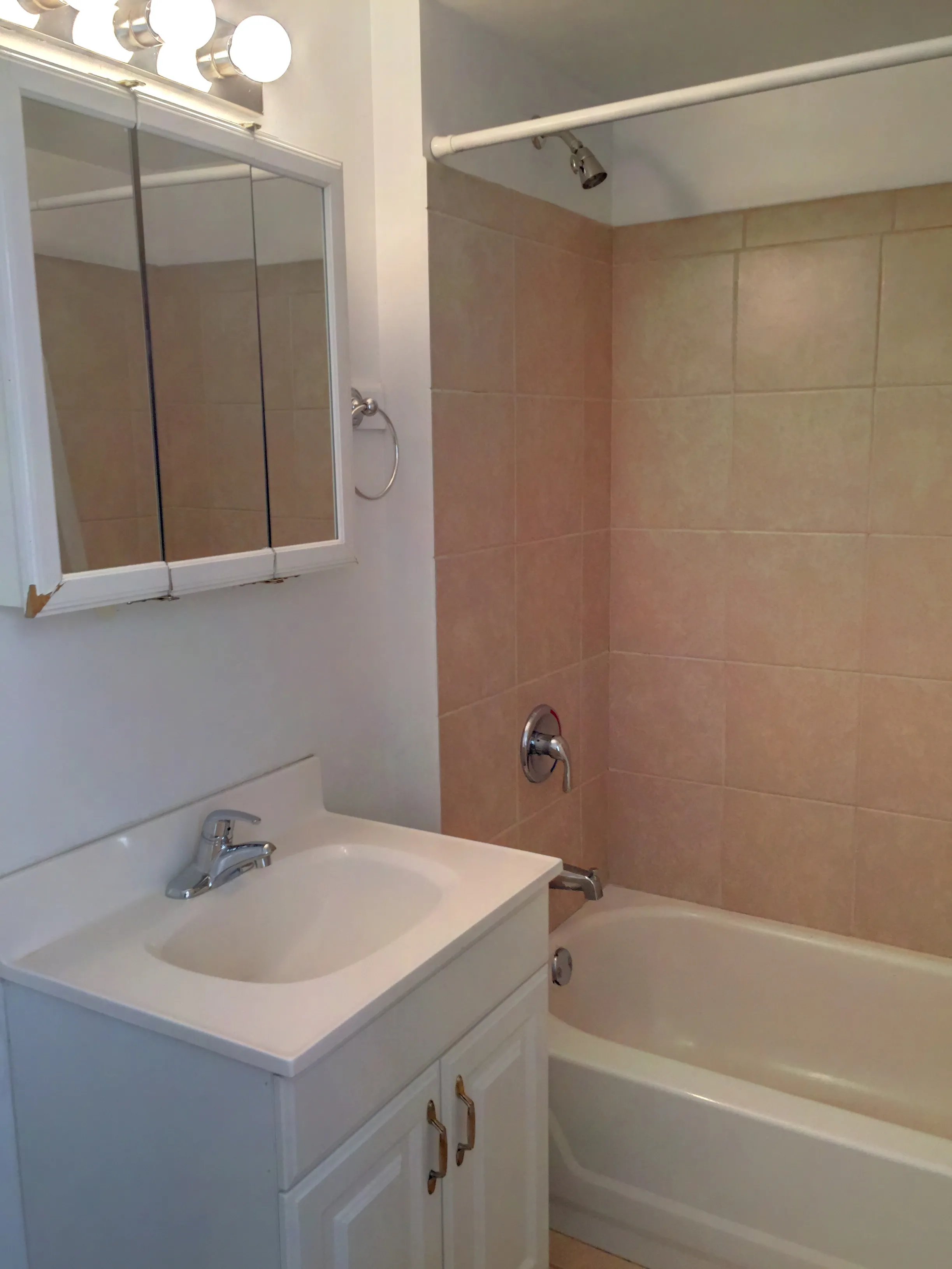 2612 W Huron St   60612 60612-unit#2F-Chicago-IL
