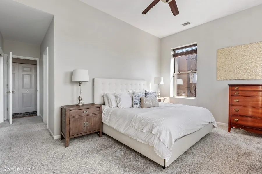 1350 W Fullerton Ave 60614 60614-unit#302-Chicago-IL