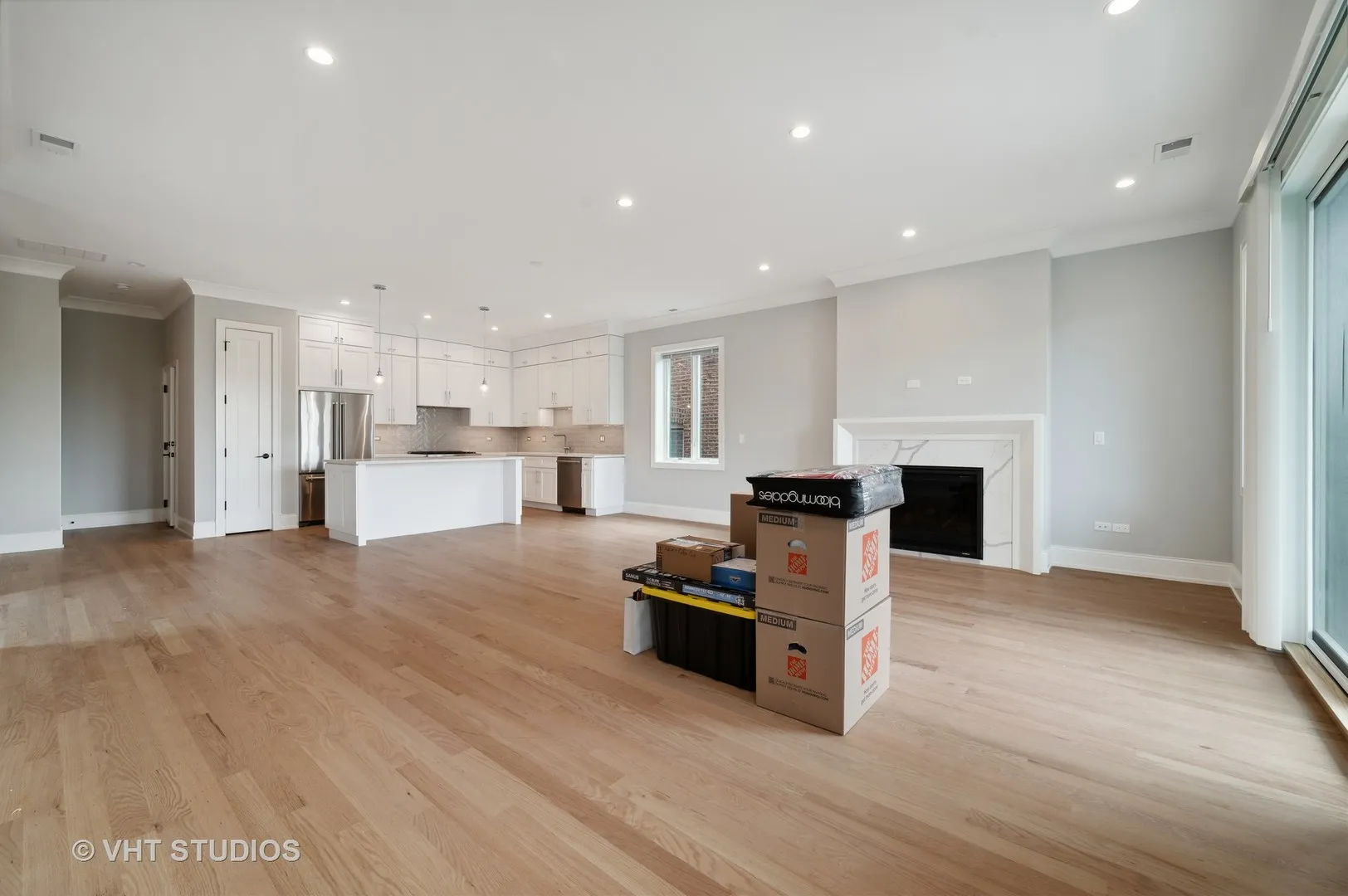 4819 N Ashland Ave 60640 60640-unit#1W-Chicago-IL