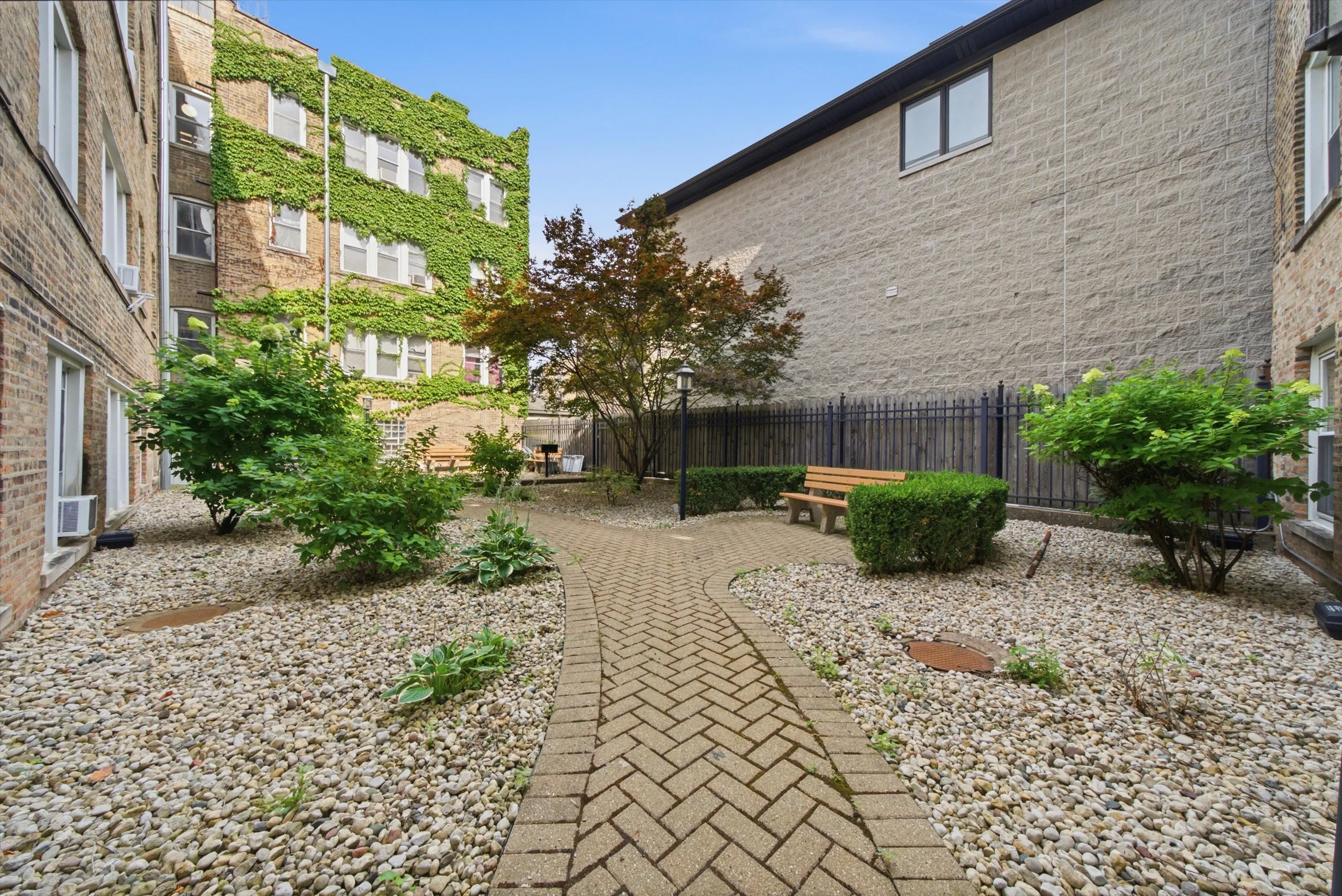 2600 N. Kimball ,  60647 60647-unit#411-Chicago-IL