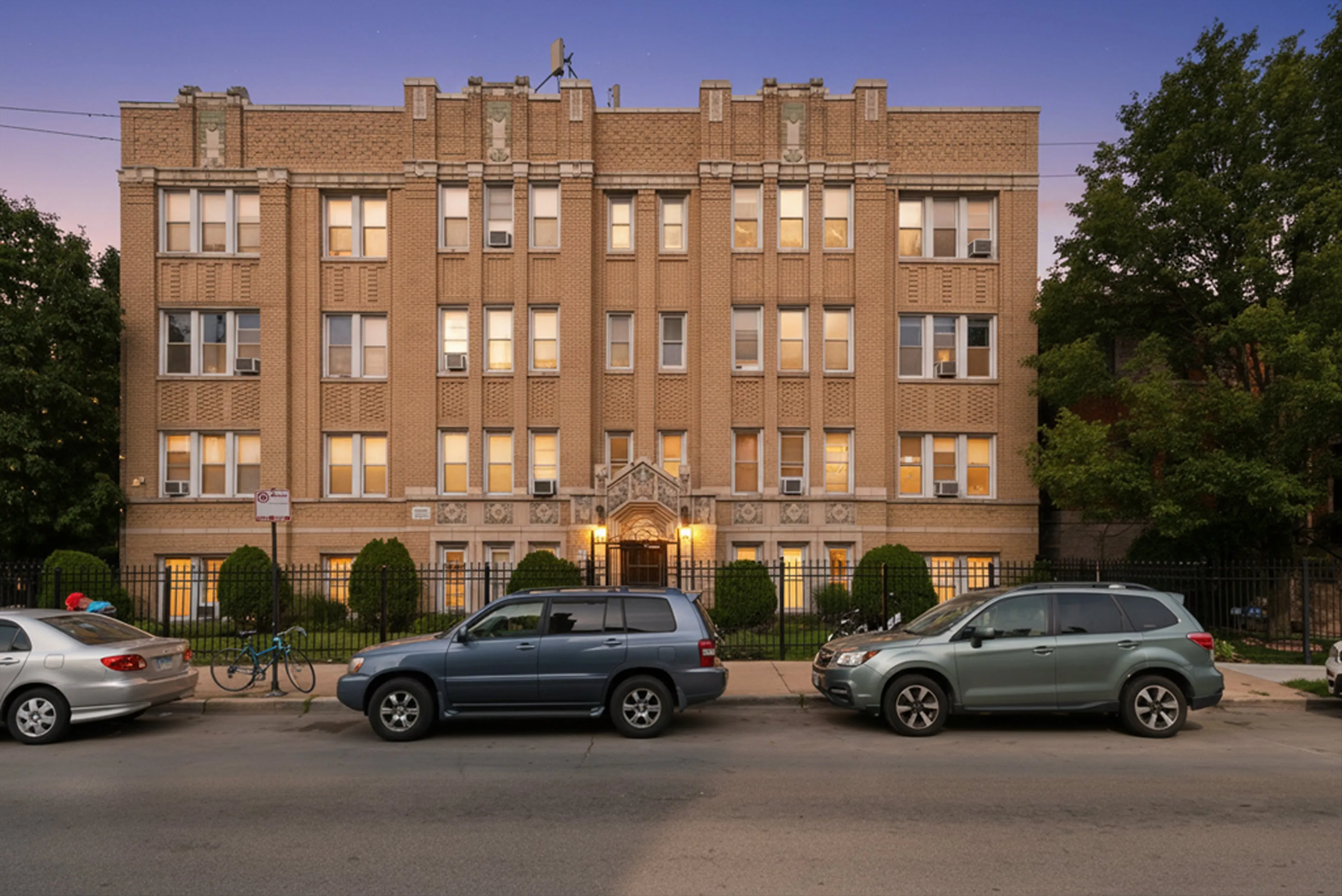 2600 N. Kimball ,  60647 60647-unit#411-Chicago-IL