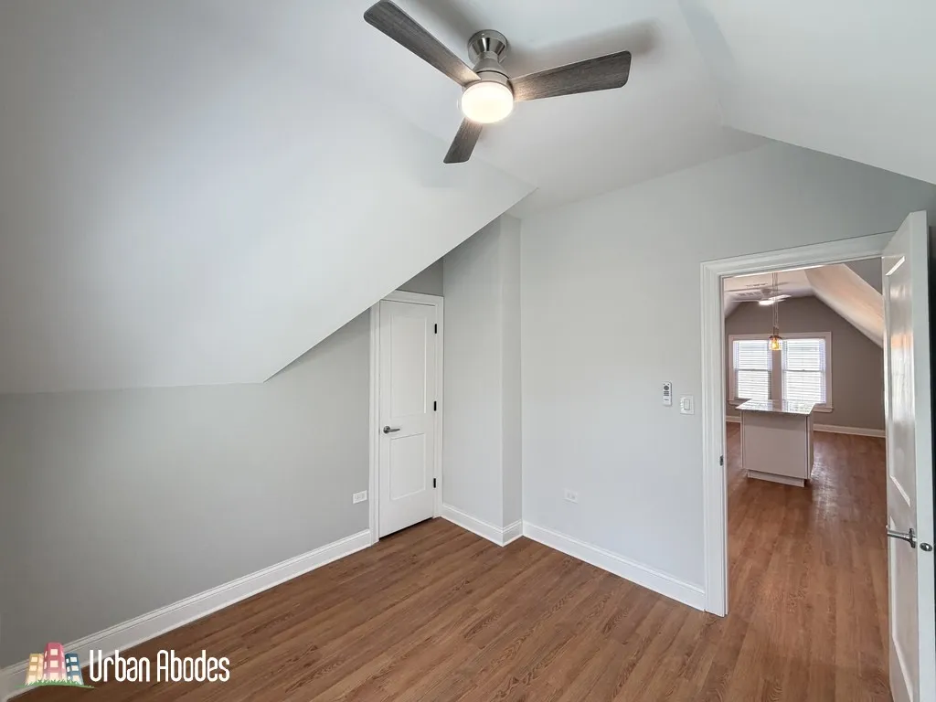 1721 W Nelson St   60657 60657-unit#3 Coach-Chicago-IL