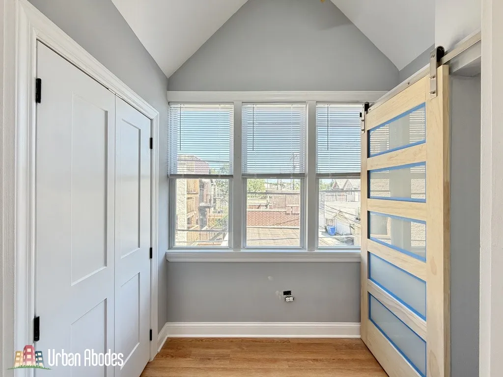 1721 W Nelson St   60657 60657-unit#3 Coach-Chicago-IL