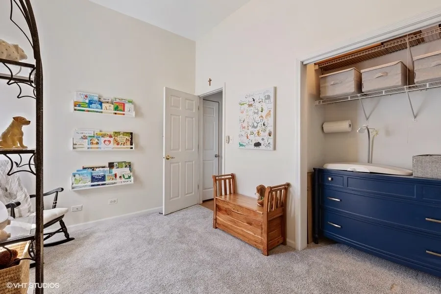 1350 W Fullerton Ave 60614 60614-unit#302-Chicago-IL