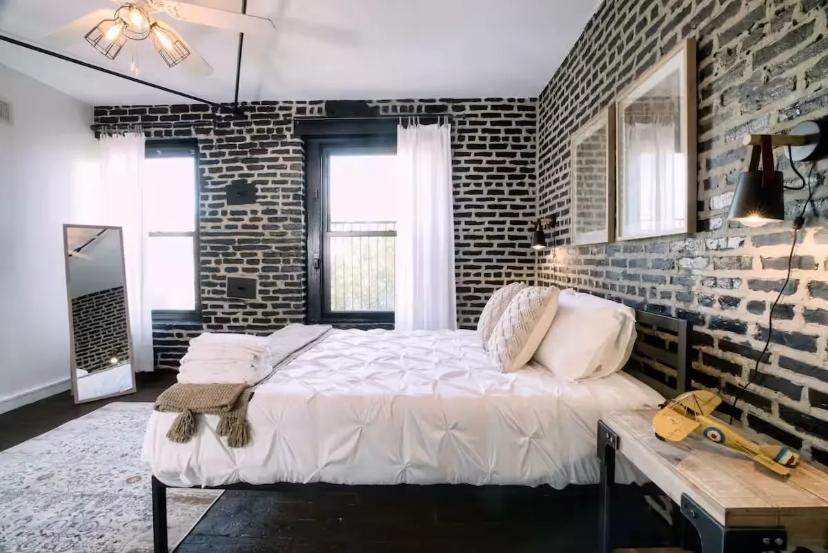 2010 S Wabash Ave   60616 60616-unit#3F-Chicago-IL