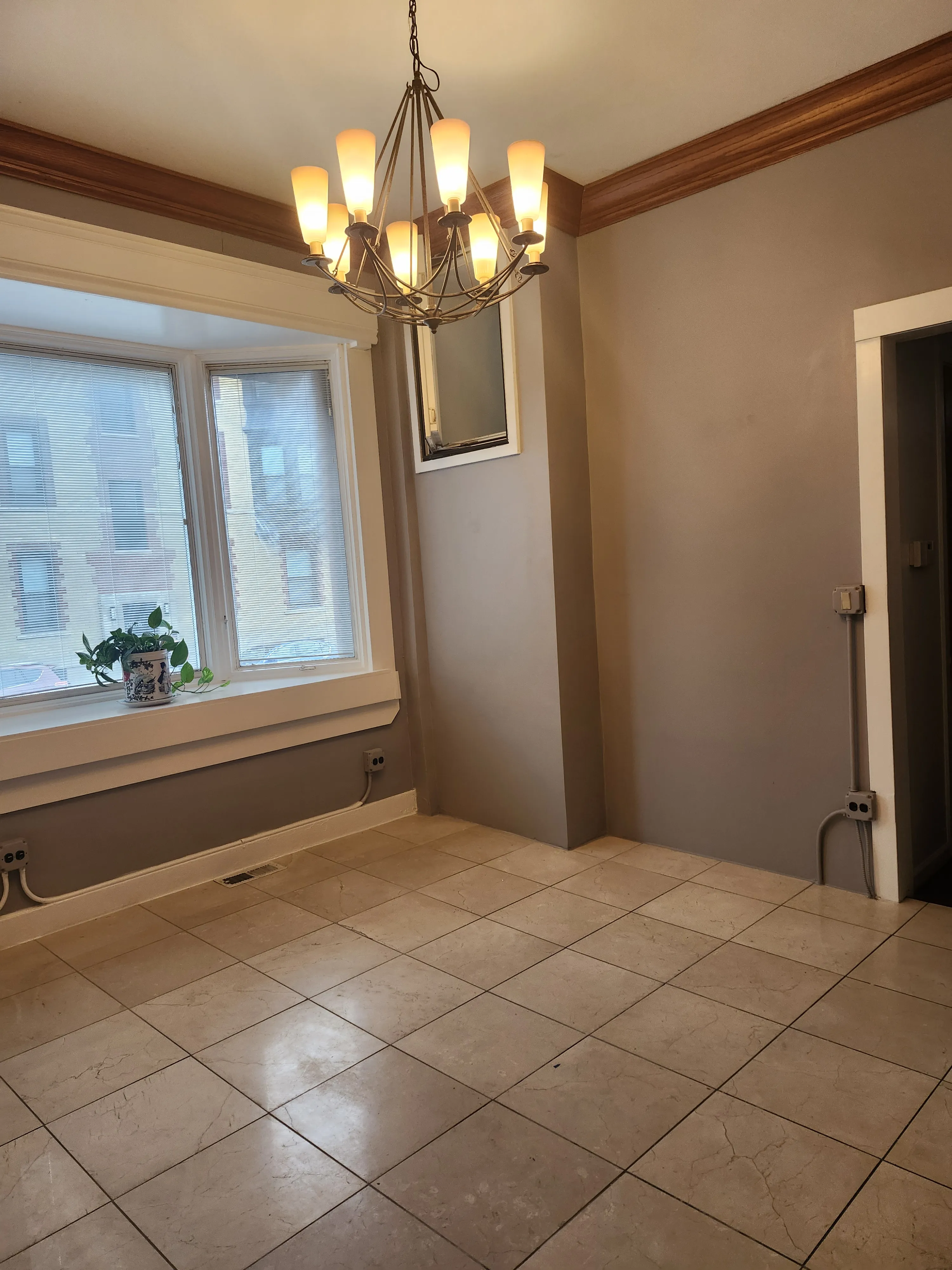 2817 W Augusta Blvd   60622 60622-unit#1E-Chicago-IL