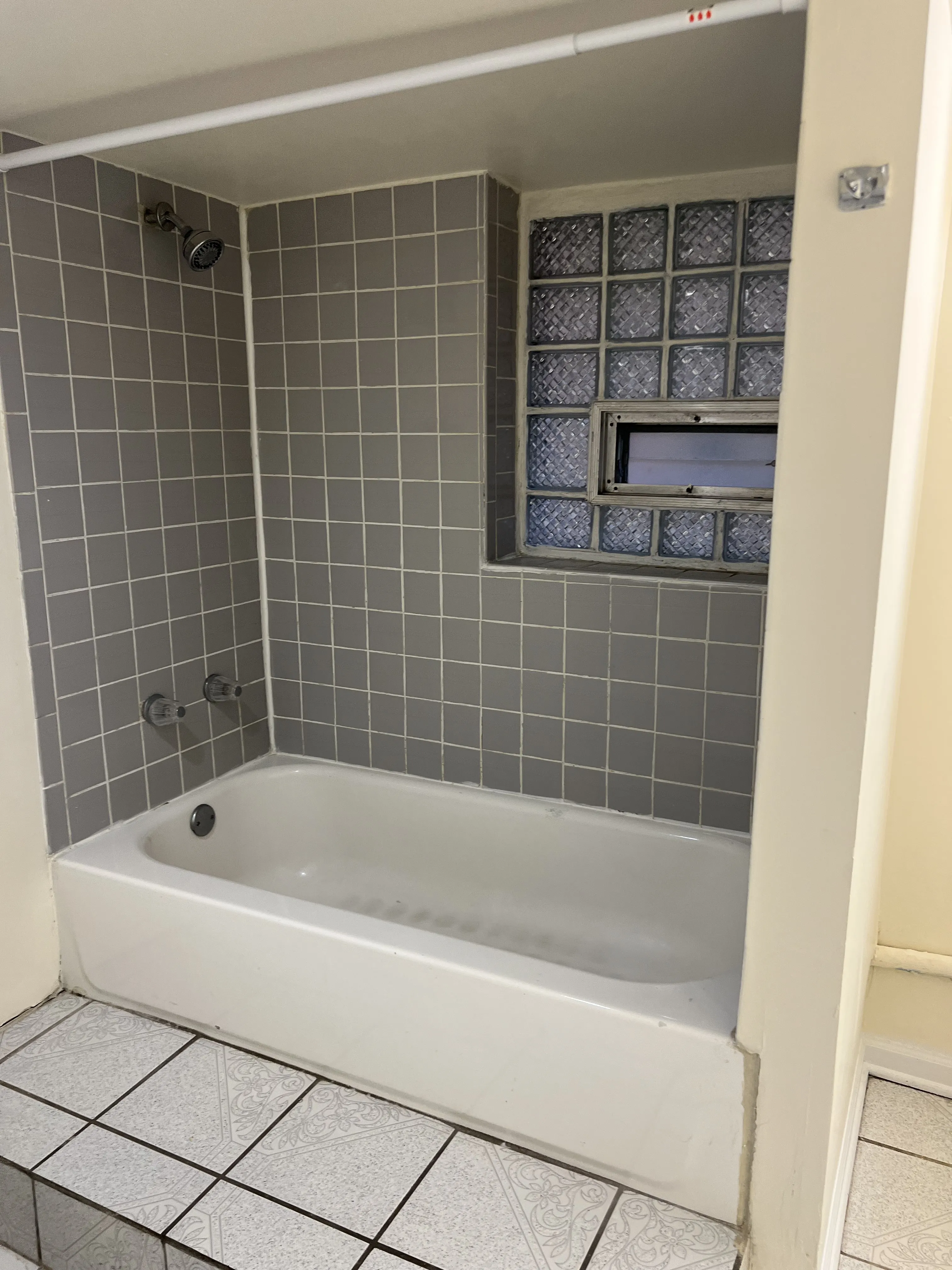 2035 N ALBANY AVE 60647-The Albany Apartments-unit#1-Chicago-IL