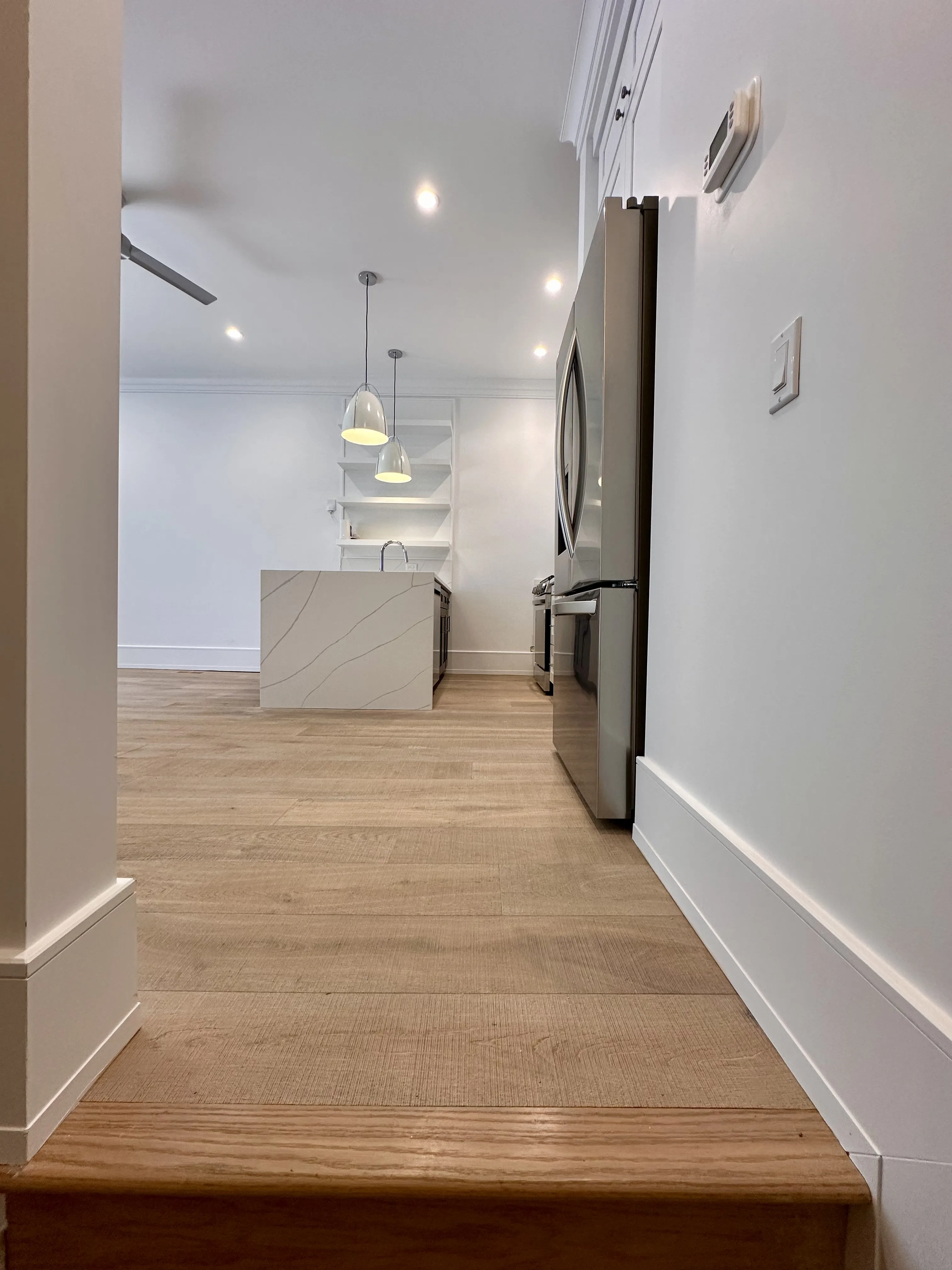 2950 N Sheffield Ave   60657 60657-unit#1F-Chicago-IL