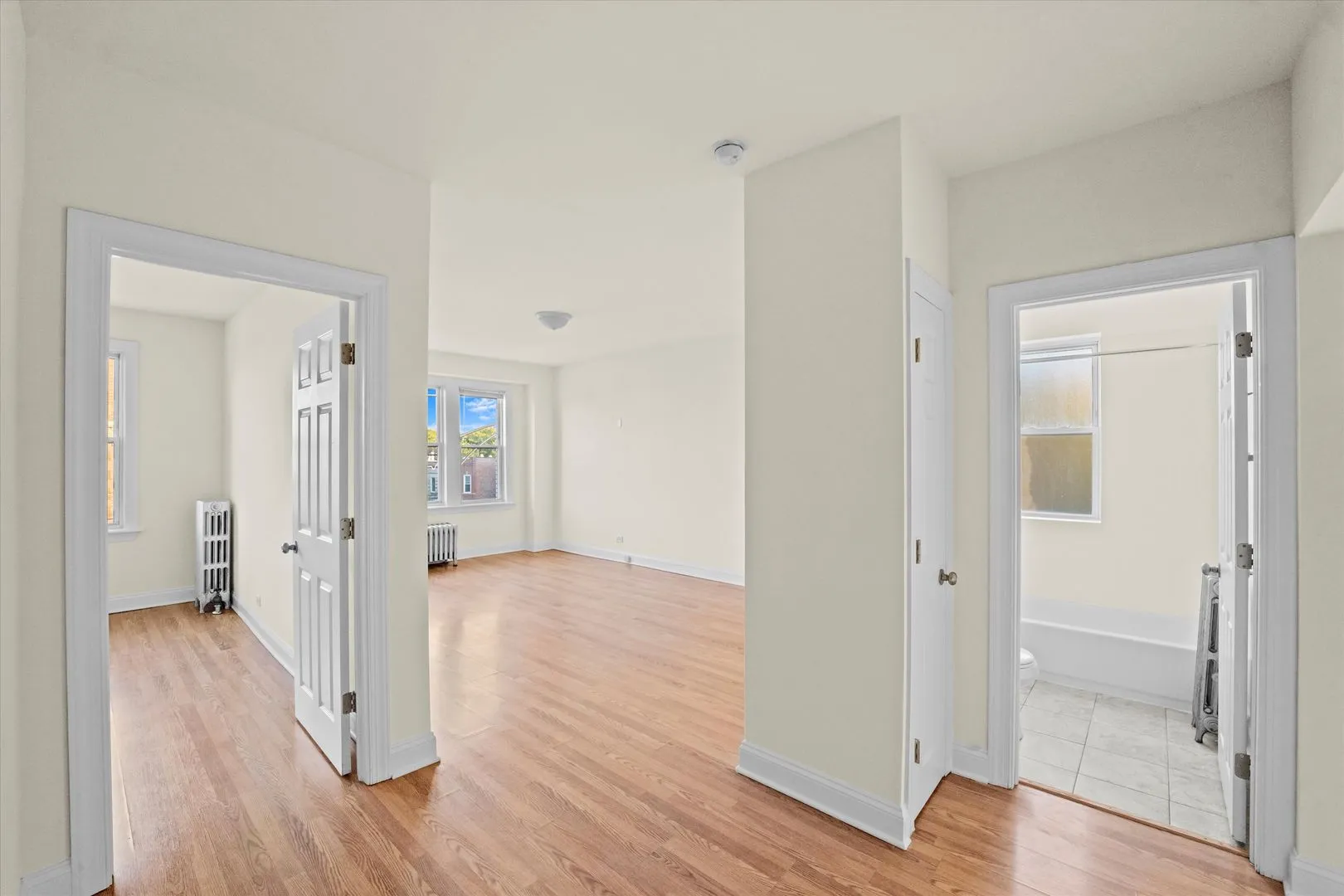 2600 N Kimball Ave 60647 60647-unit#304-Chicago-IL