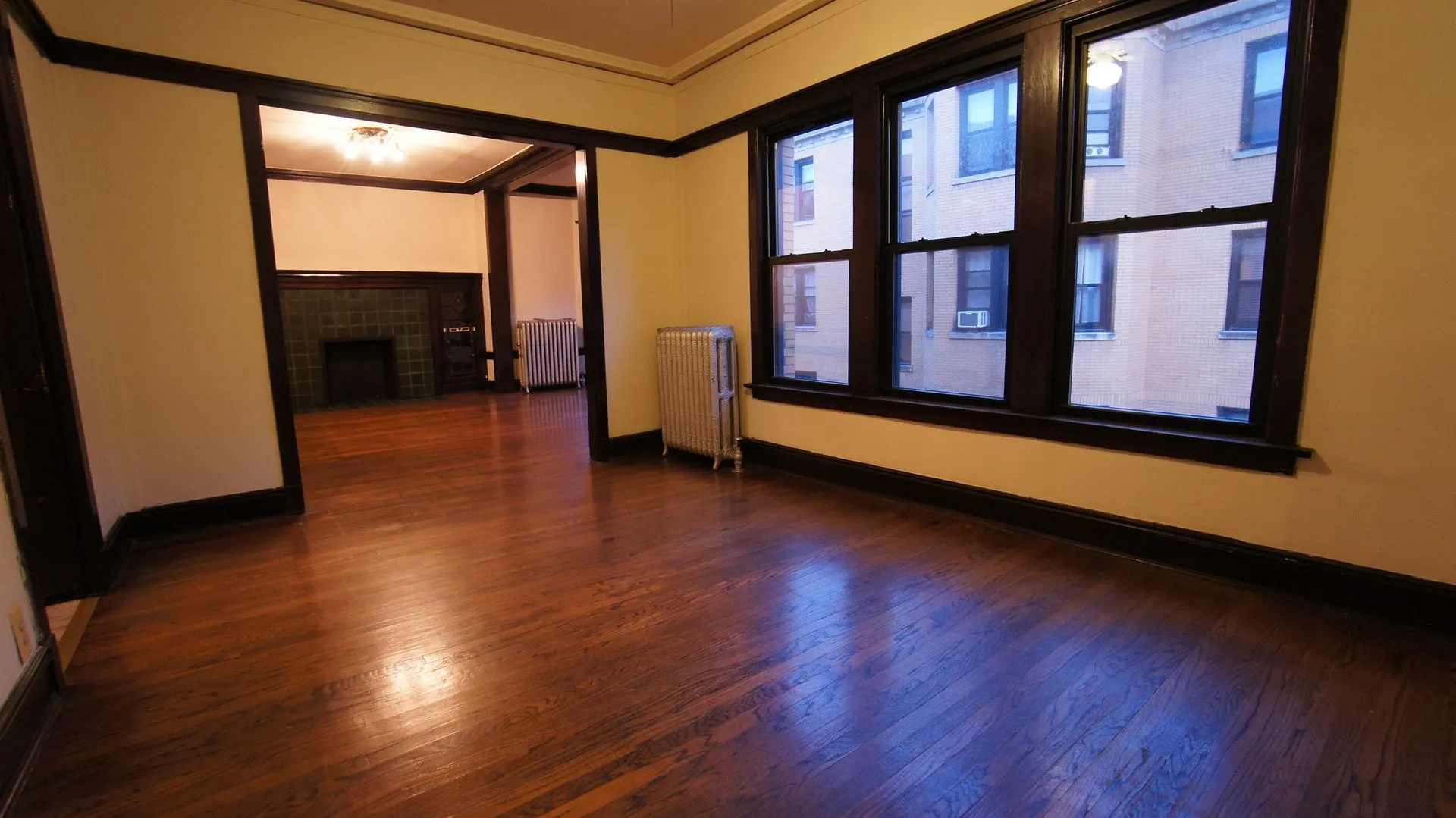 2418 N Sawyer Ave   60647 60647-unit#1W-Chicago-IL
