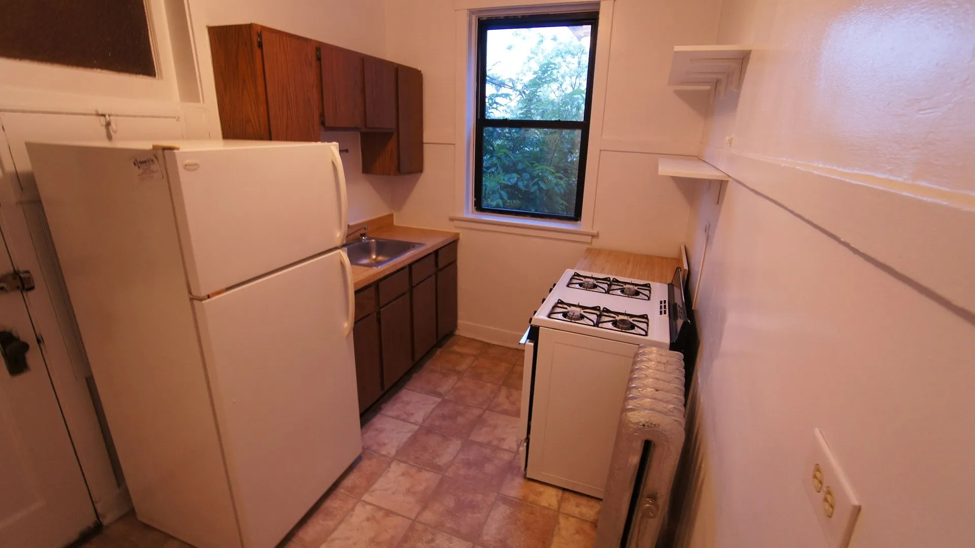 2418 N Sawyer Ave   60647 60647-unit#1W-Chicago-IL