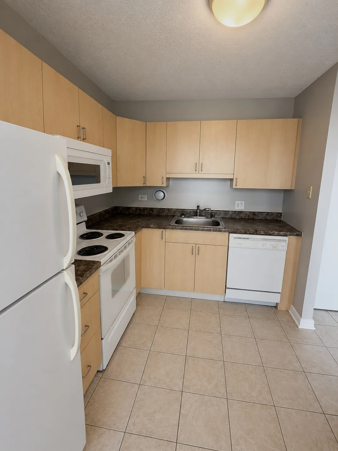 1212 S Michigan Ave   60181 60181-unit#901-Villa Park-IL