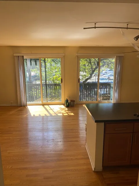 323 W Concord Pl   60614 60614-unit#5-Chicago-IL