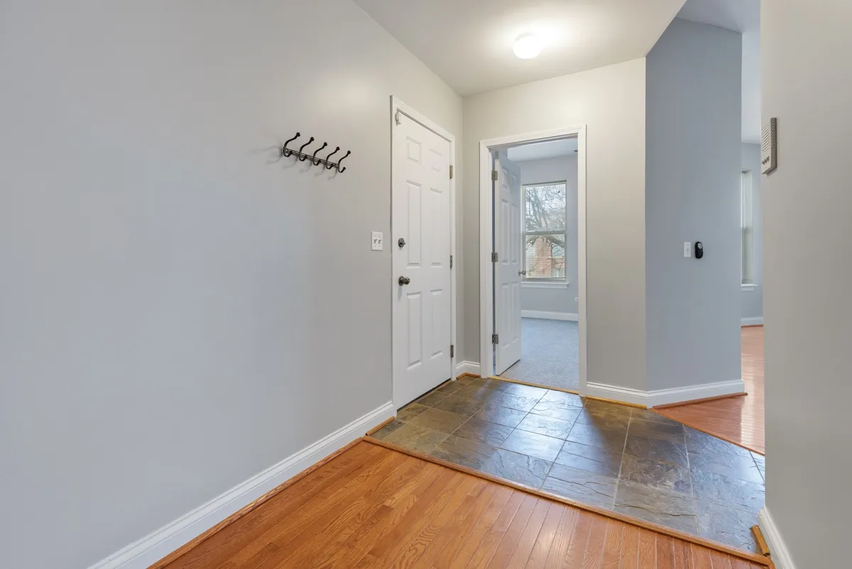 6231 S WOODLAWN AVE 60637-unit#3N-Chicago-IL