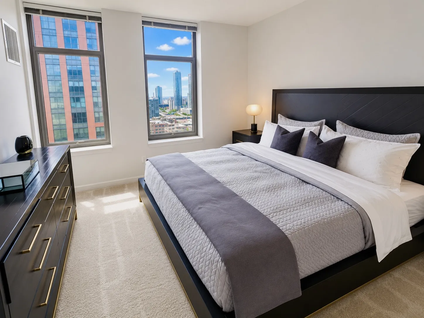 353 N Desplaines St 60661 60661-unit#1009-Chicago-IL