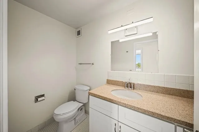 5975 N Odell Ave   60631 60631-unit#5C-Chicago-IL