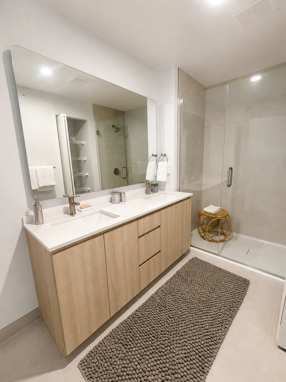513 S Damen Ave   60612 60612-unit#1301-Chicago-IL