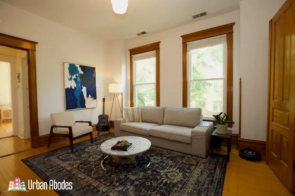 1111 W Roscoe St   60657 60657-unit#2A-Chicago-IL
