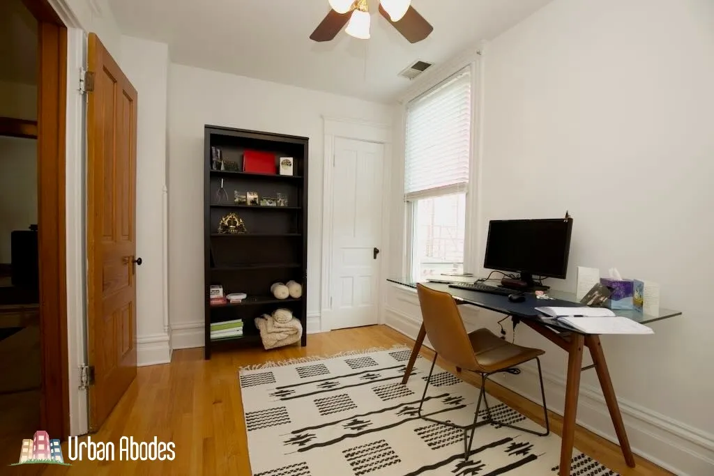 1111 W Roscoe St   60657 60657-unit#2A-Chicago-IL