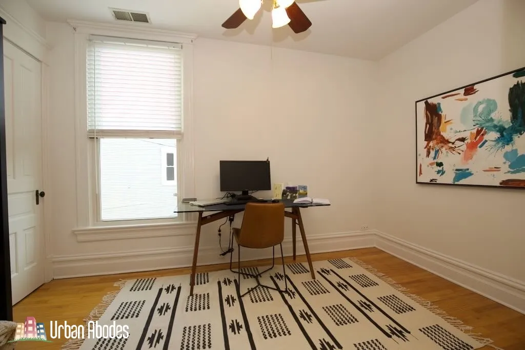 1111 W Roscoe St   60657 60657-unit#2A-Chicago-IL