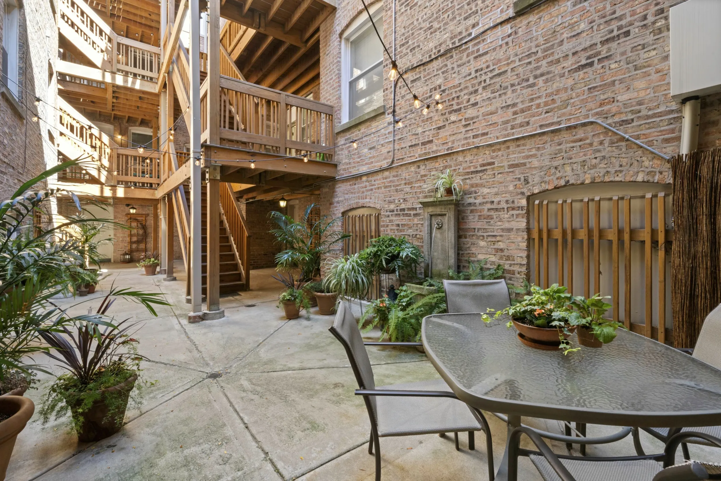 6040 N Kenmore Ave 60660 60660-Glenmoor Manor-unit#1-Chicago-IL