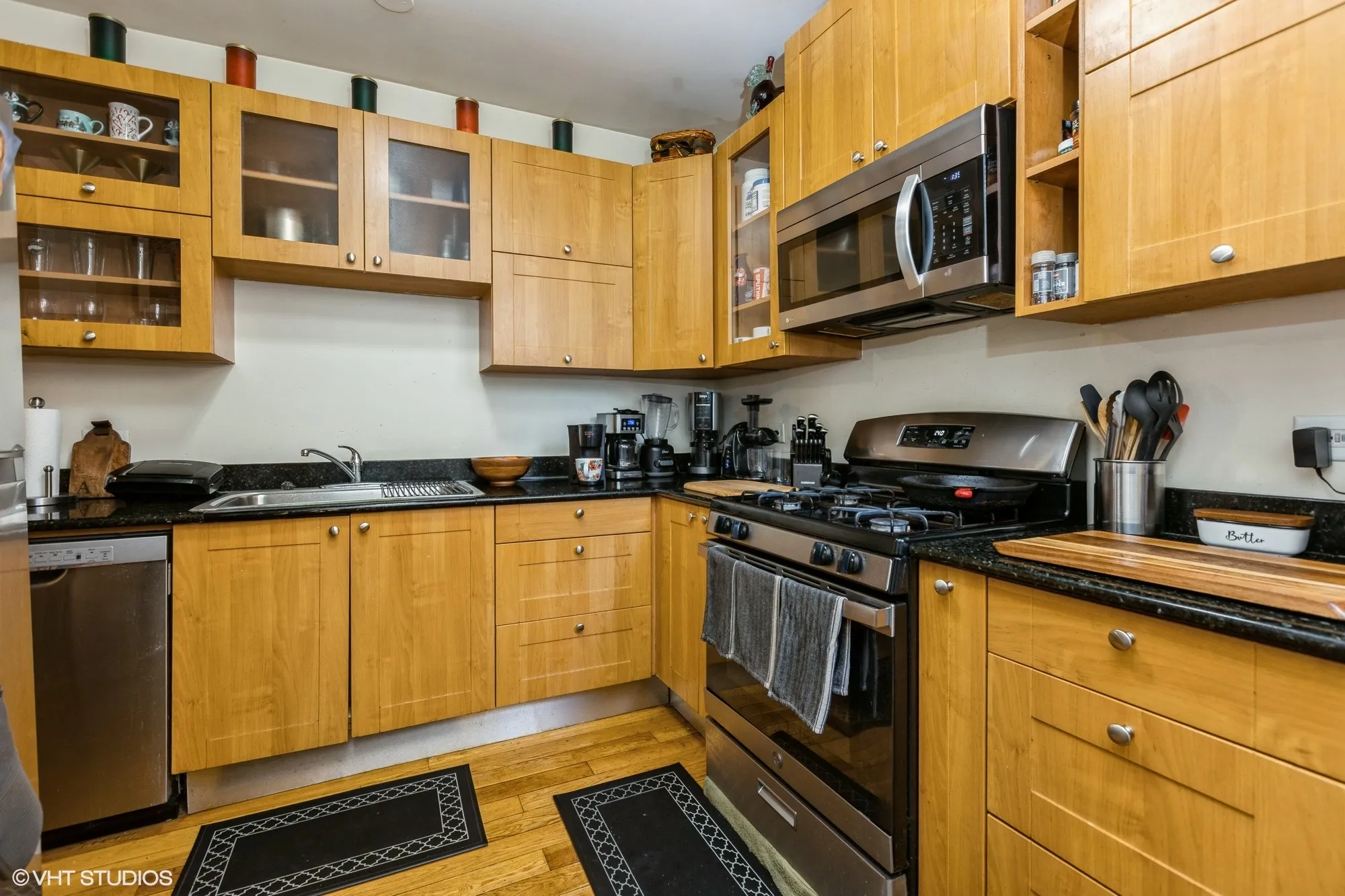 6423 N GREENVIEW AVE 60626-unit#1-W-Chicago-IL