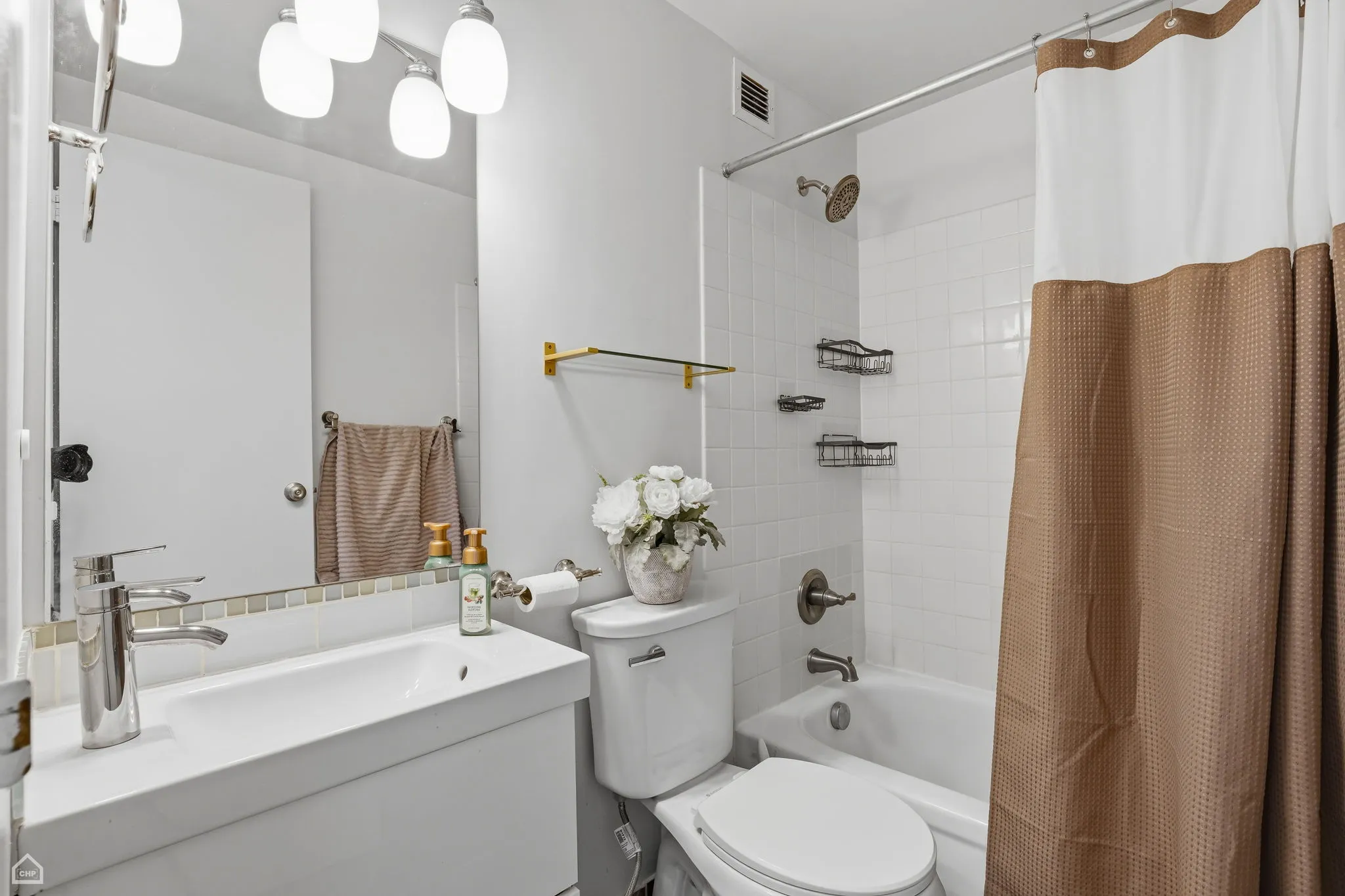 4343 N Clarendon Ave   60613 60613-unit#1812-Chicago-IL