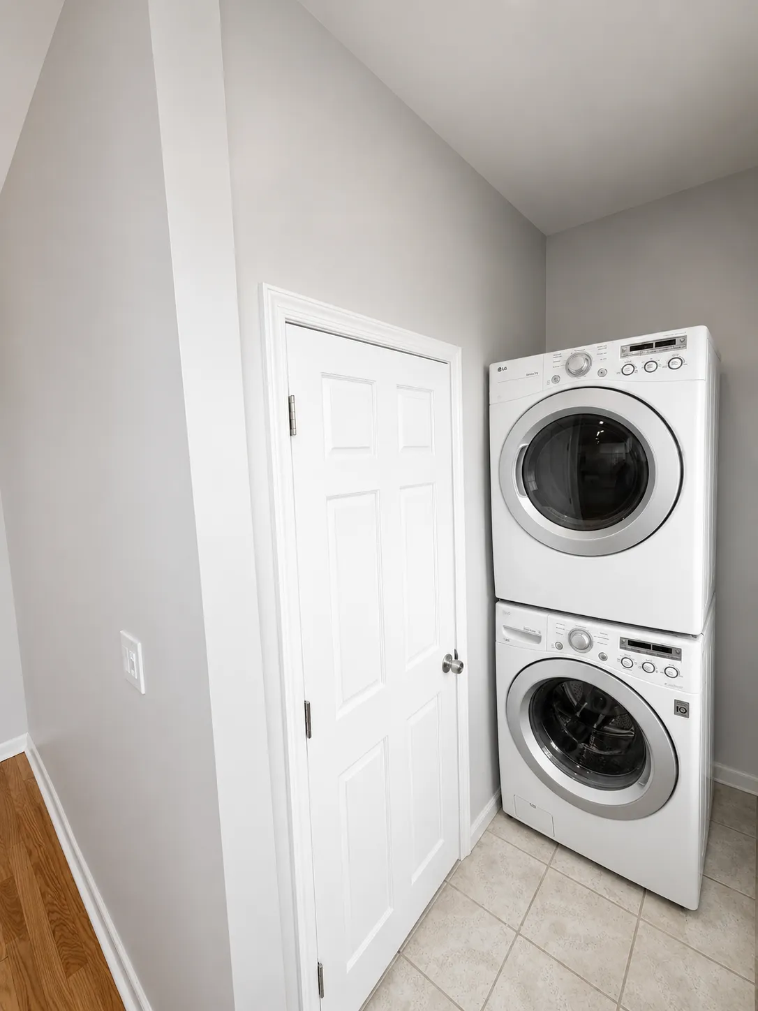 1252 N Cleaver St   60642 60642-CASA DE CLEAVER -unit#COACH-Chicago-IL