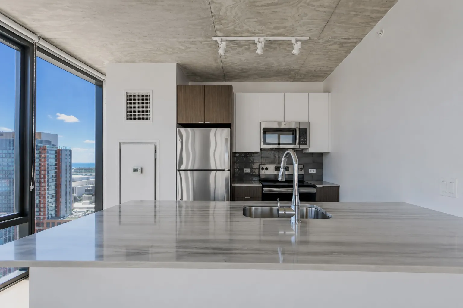 2111 S Wabash Ave   60616 60616-unit#707-Chicago-IL