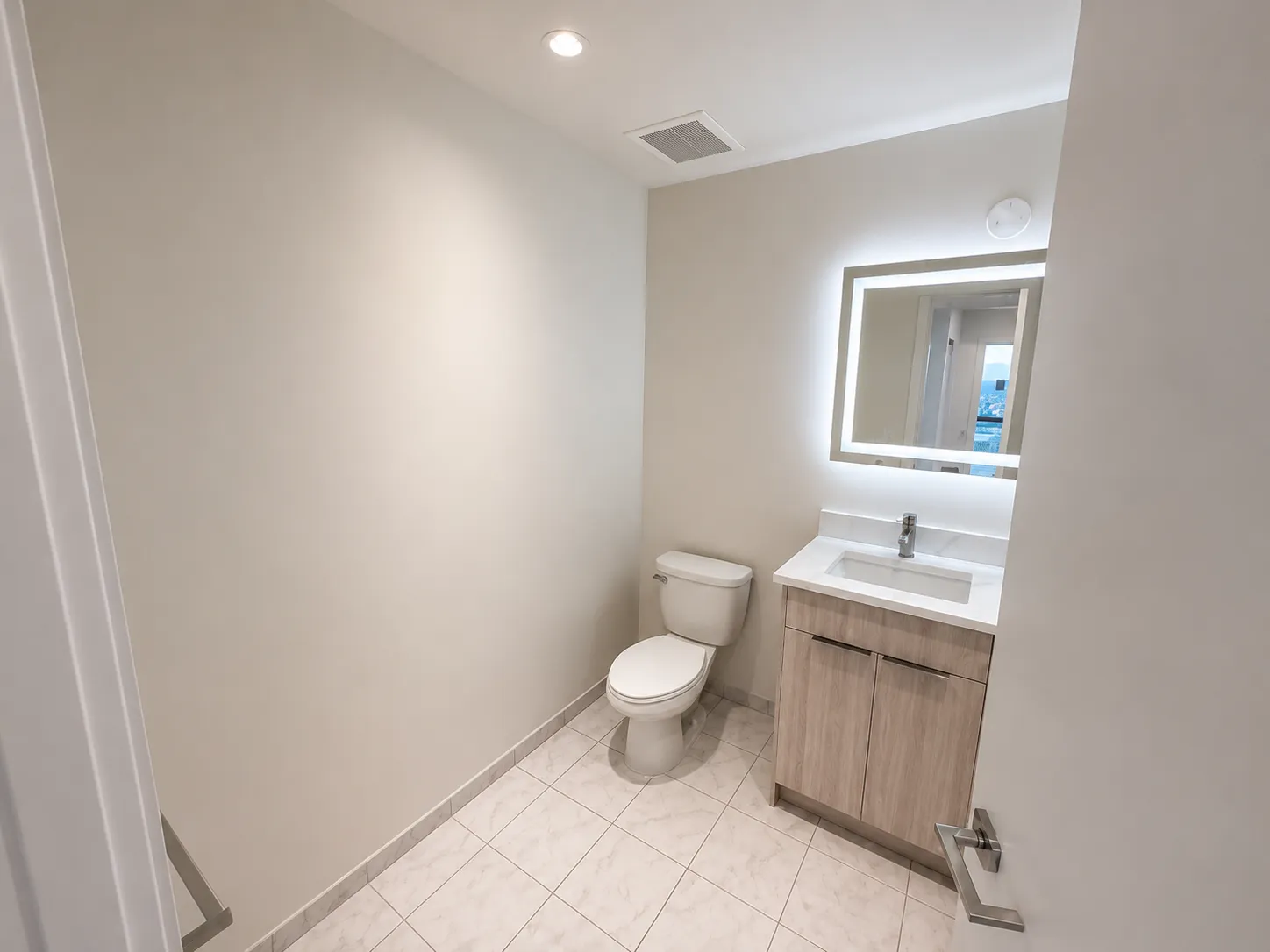 840 W Blackhawk St   60642 60642-unit#205-Chicago-IL