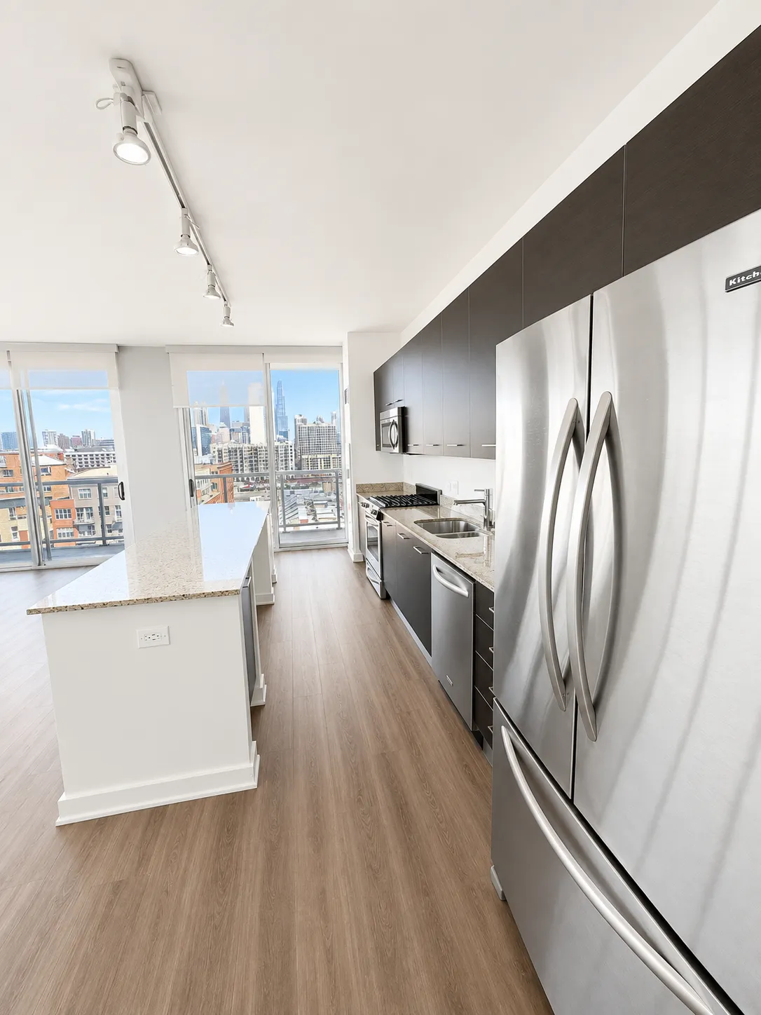 910 W Huron St   60642 60642-unit#802-Chicago-IL