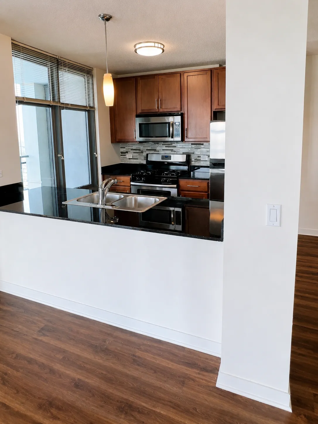 555 W Kinzie St 60654 60654-unit#2011-Chicago-IL
