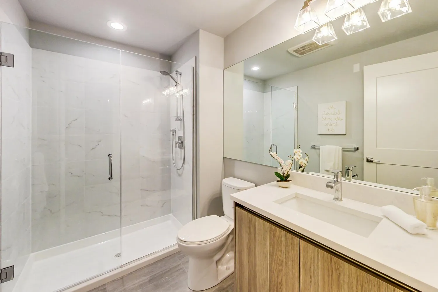 300 W Division St 60610 60610-unit#402-Chicago-IL