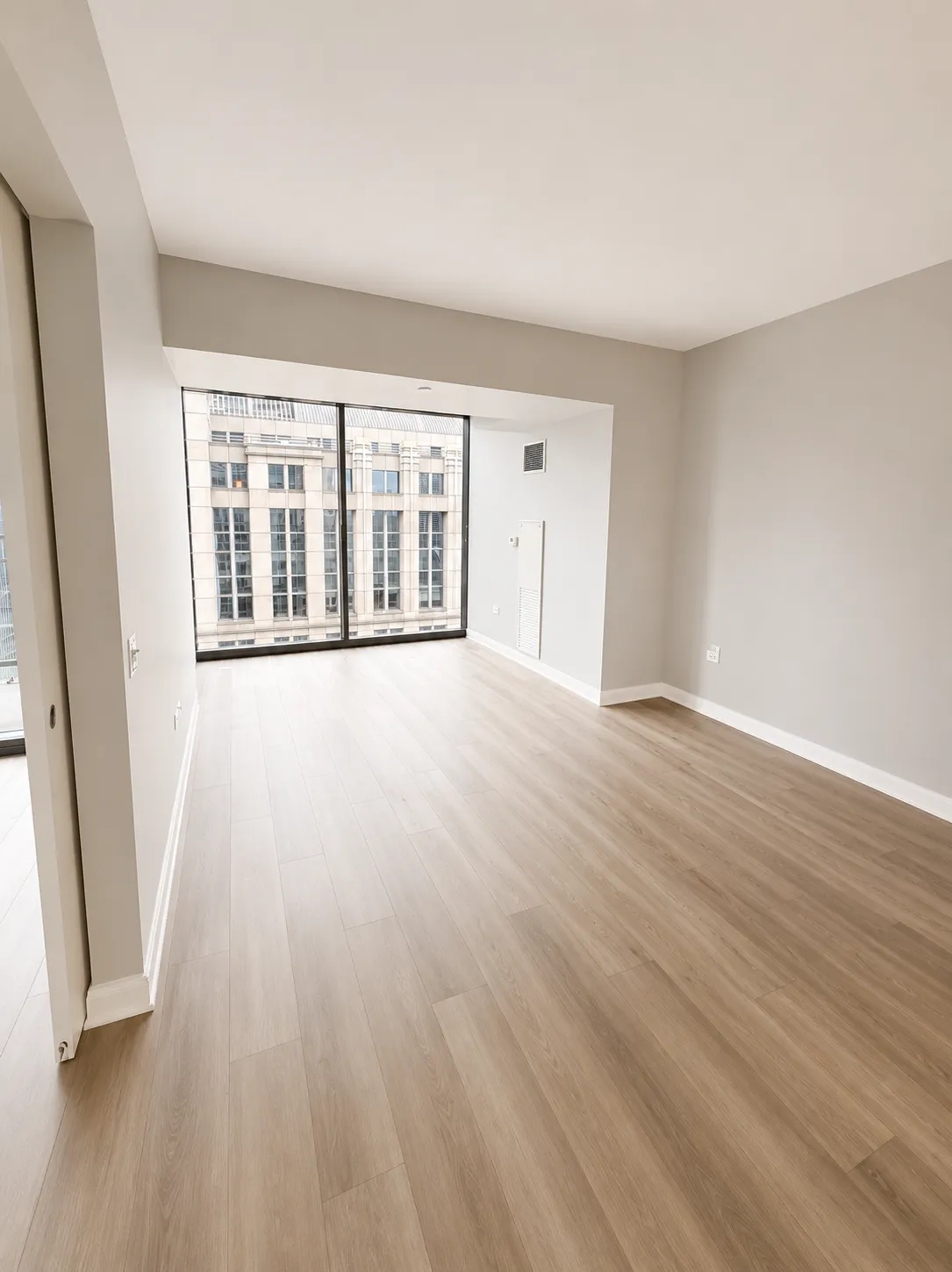 210 N Wells St 60601 60601-unit#2402-Chicago-IL