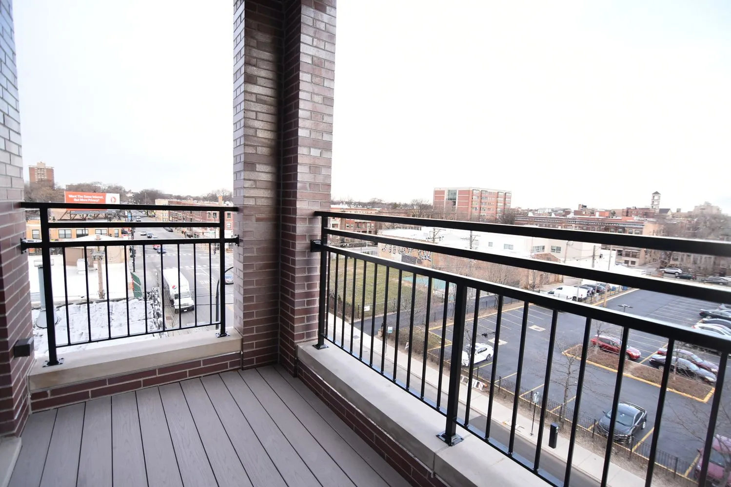 927 W Irving Park Rd   60613 60613-unit#405-Chicago-IL