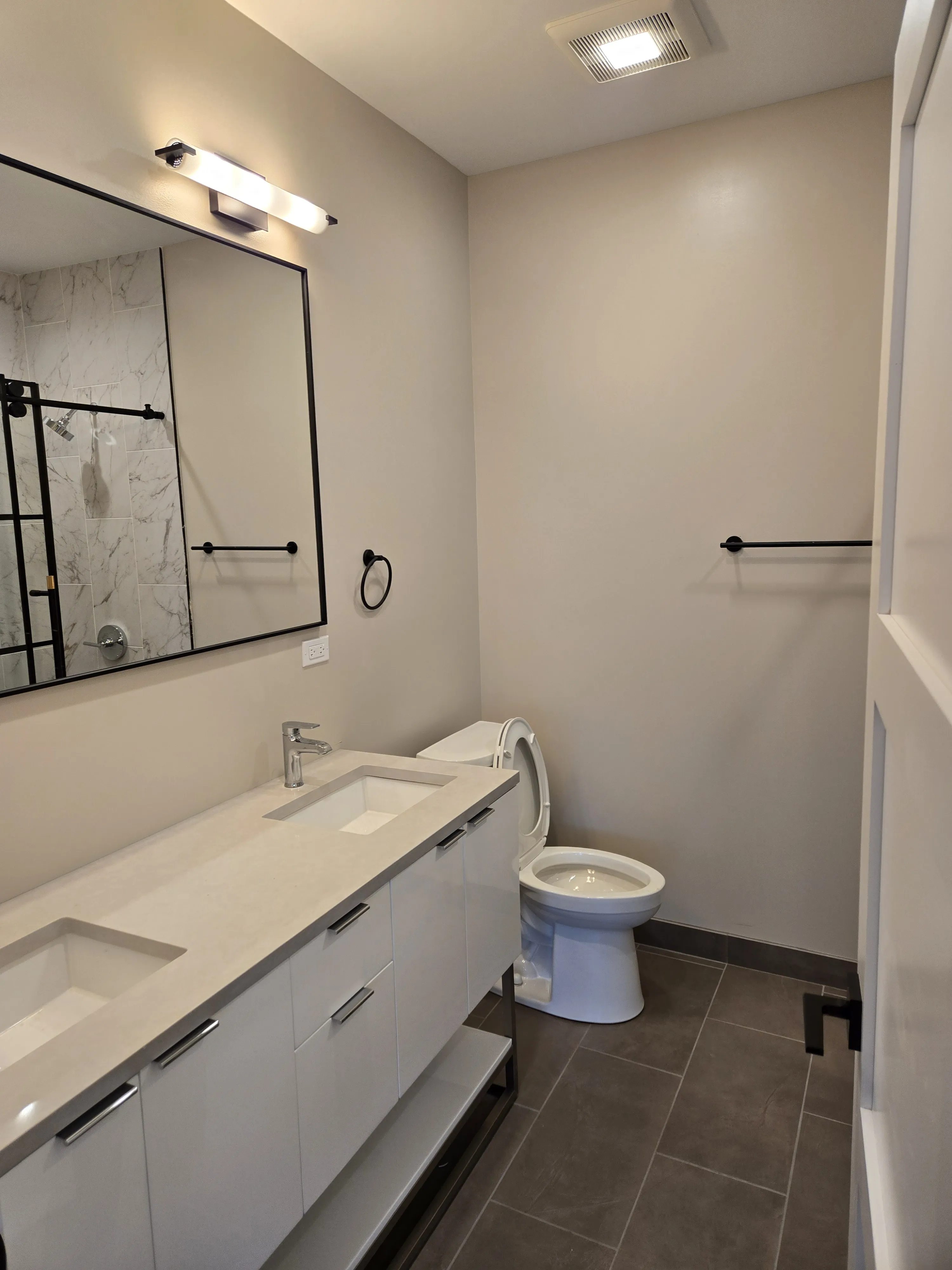 2909 N Milwaukee Ave 60618 60618-The Avondale-unit#2-Chicago-IL