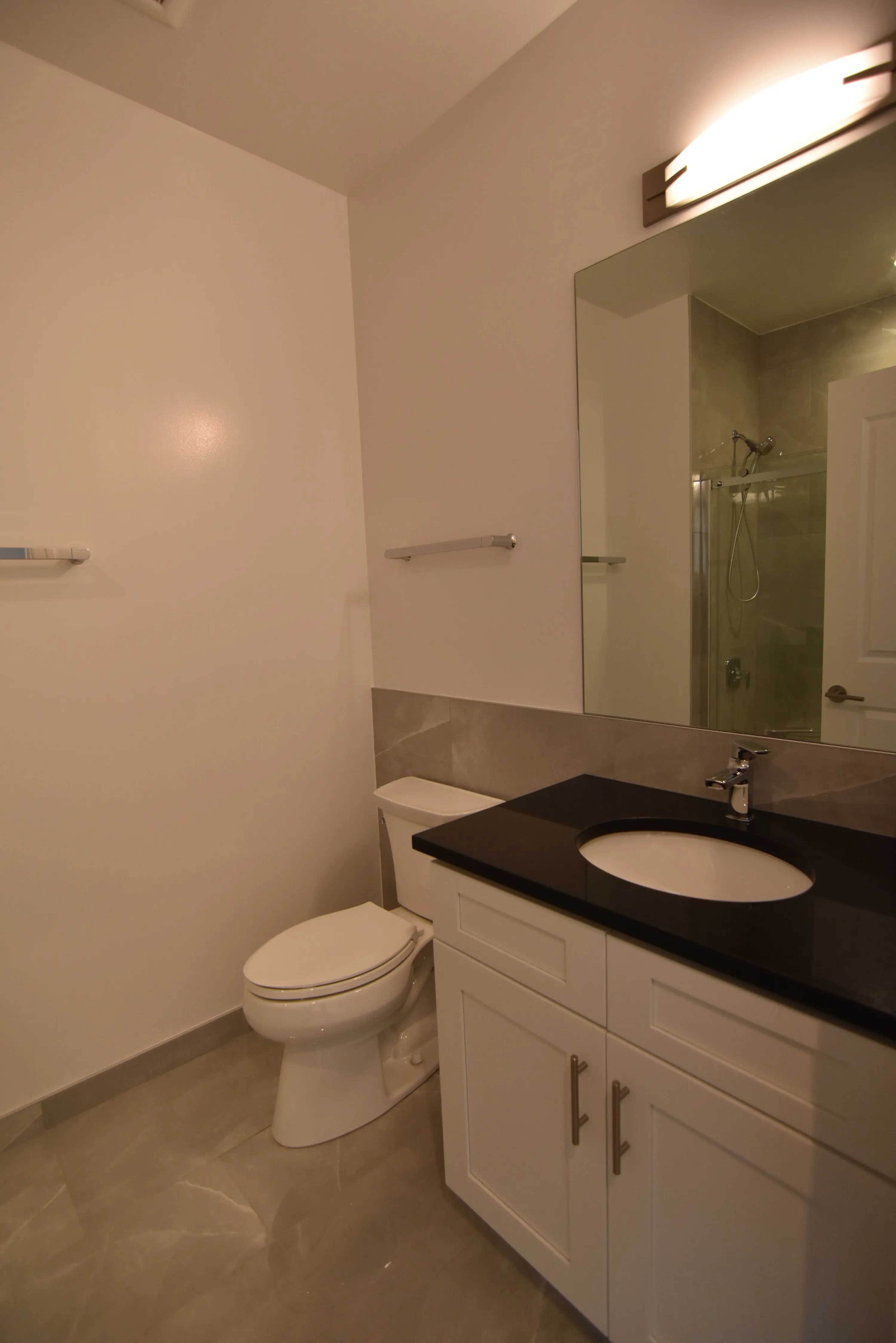 927 W Irving Park Rd   60613 60613-unit#504-Chicago-IL