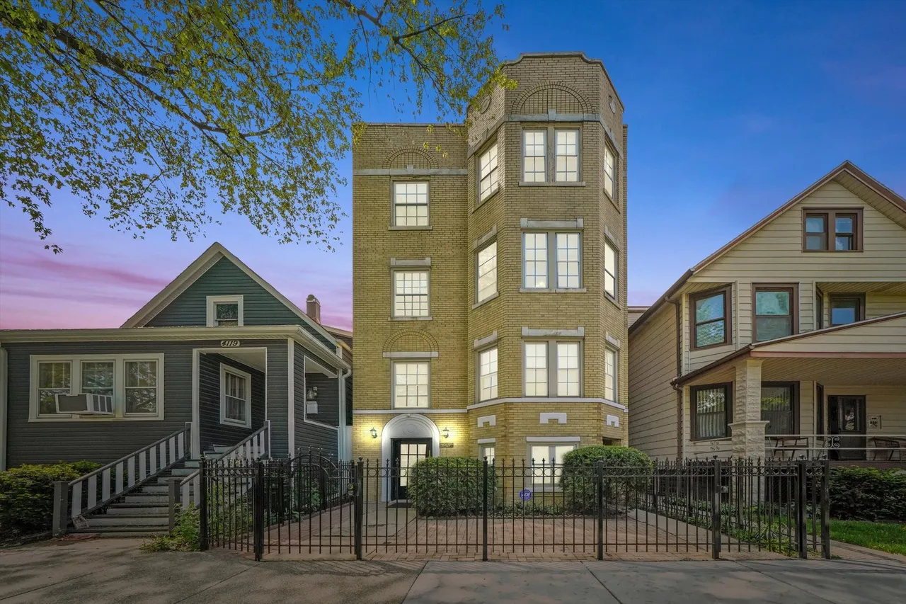 4121 W Henderson St 60641 60641-unit#2-1-Chicago-IL