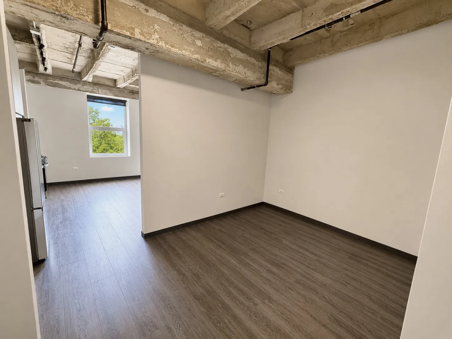 150 N Ashland Ave   60607 60607-unit#617-Chicago-IL