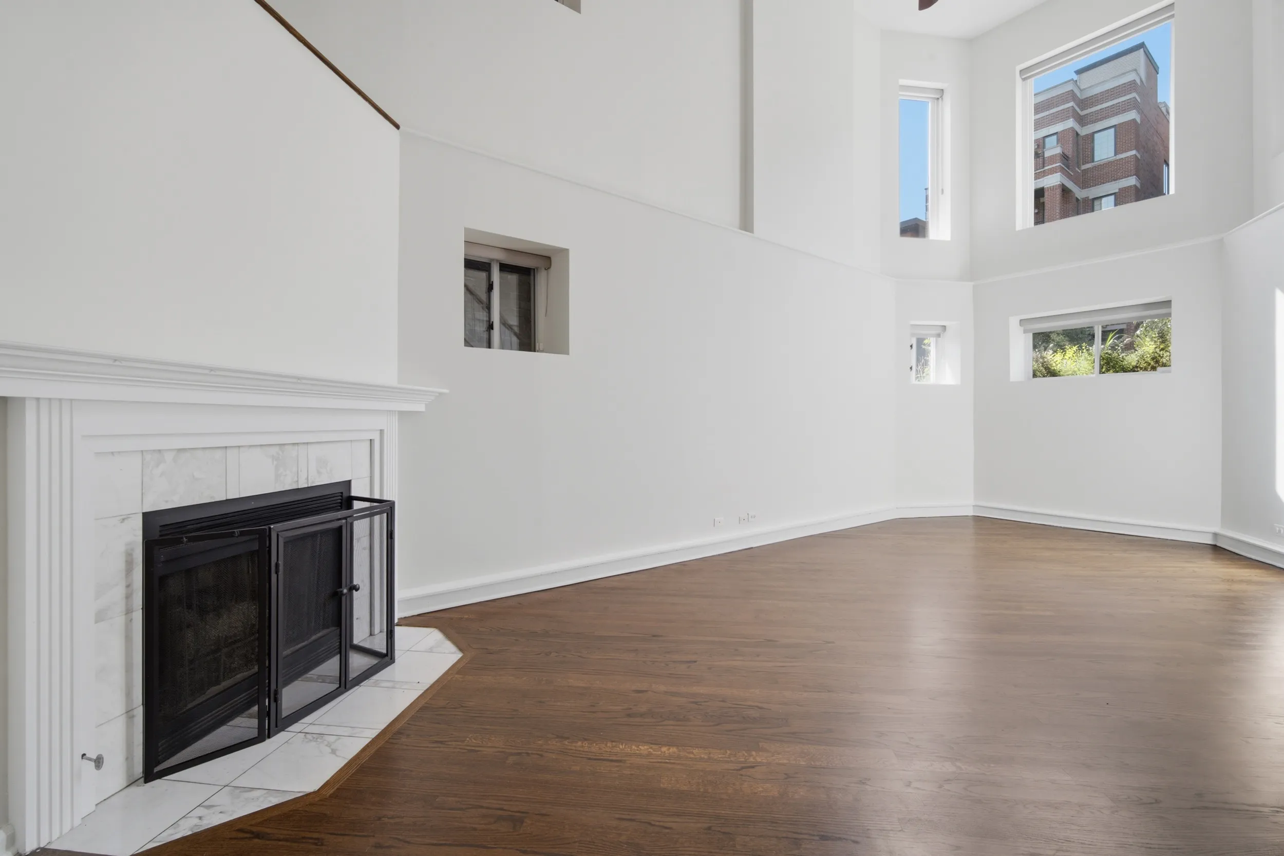 626 W Buckingham Pl   60657 60657-unit#1E-Chicago-IL
