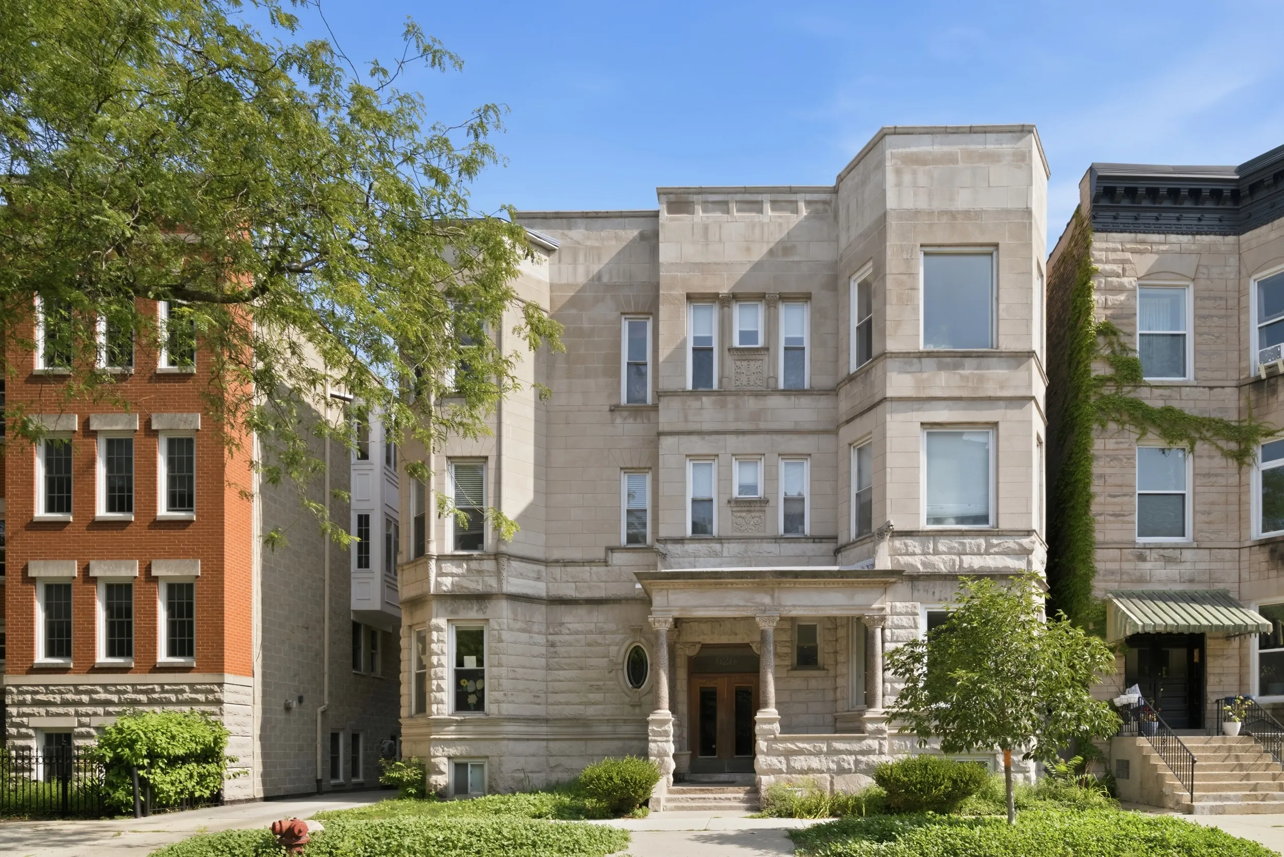 626 W Buckingham Pl   60657 60657-unit#1E-Chicago-IL