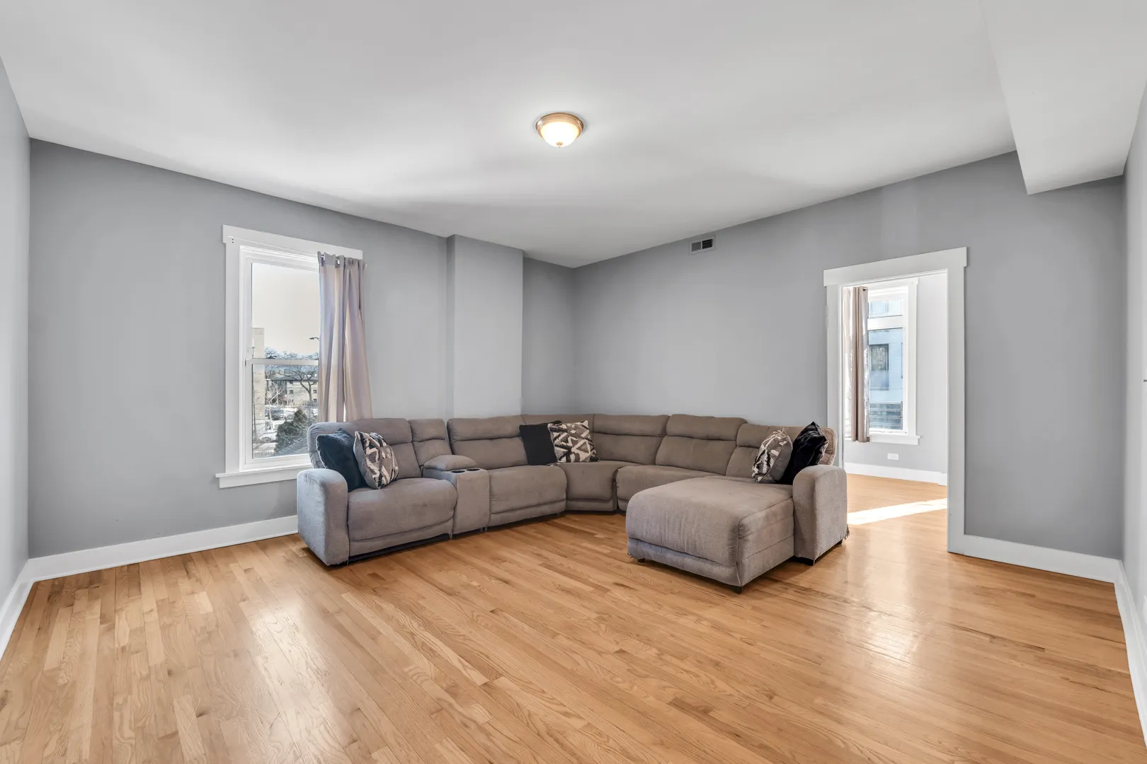3208 W Wabansia Ave 60647 60647-unit#2E-Chicago-IL