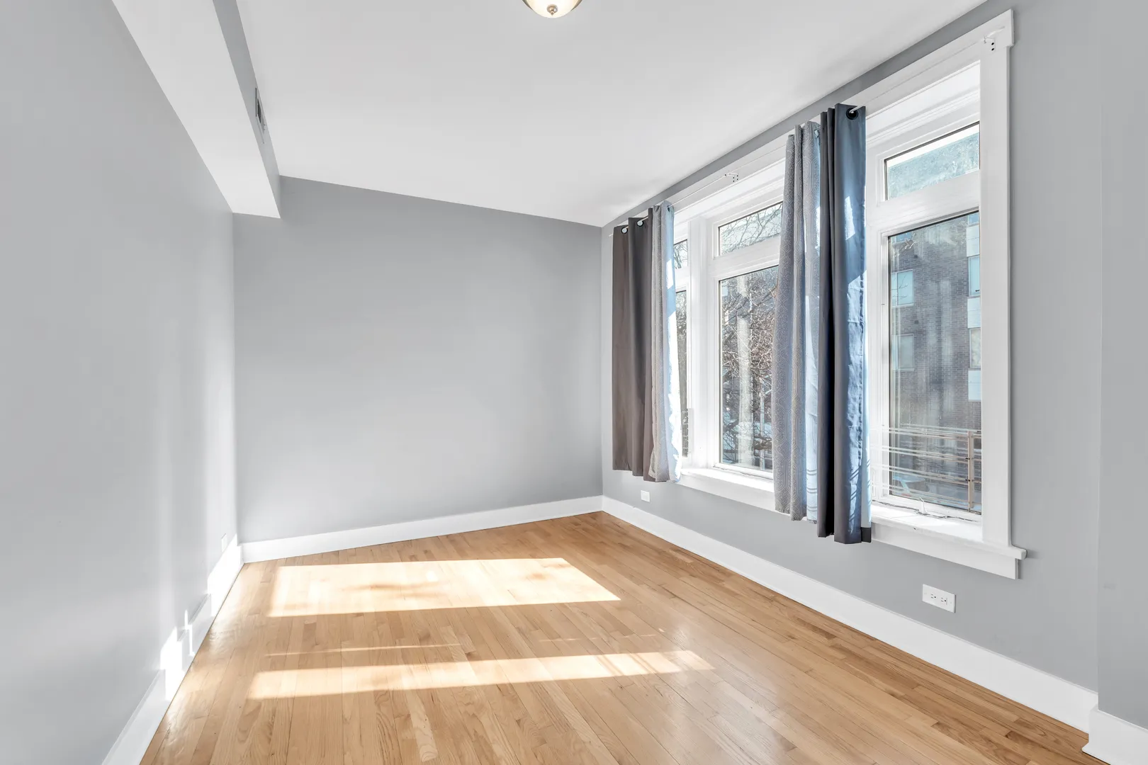 3208 W Wabansia Ave 60647 60647-unit#2E-Chicago-IL