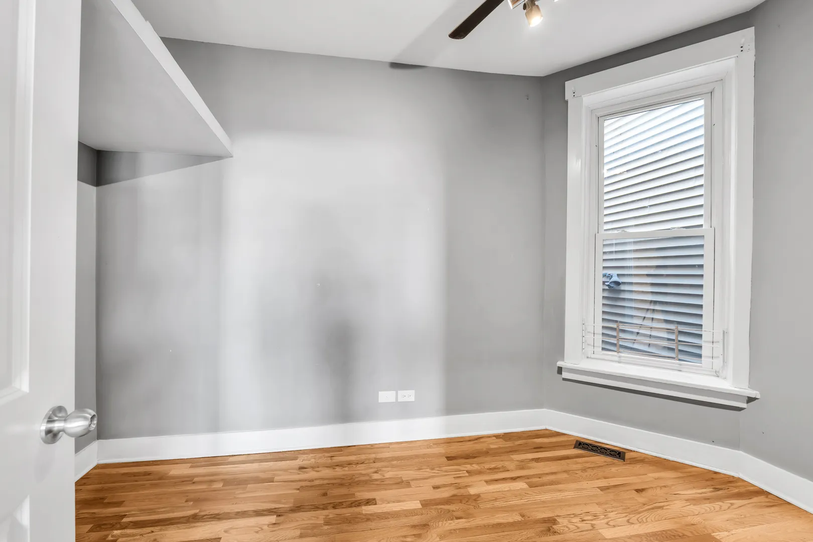 3208 W Wabansia Ave 60647 60647-unit#2E-Chicago-IL