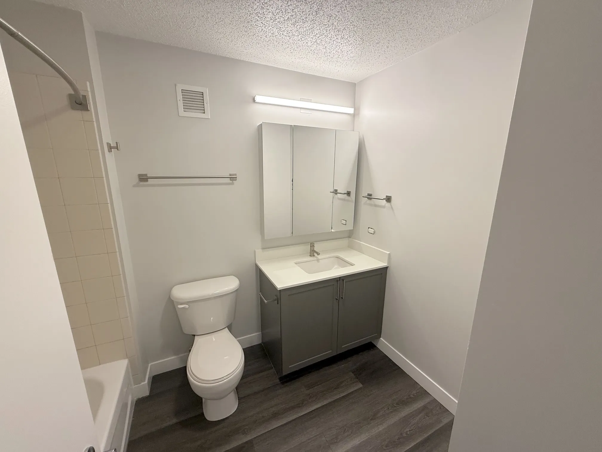 360 East South Water Street   60601 60601-unit#809-Chicago-IL