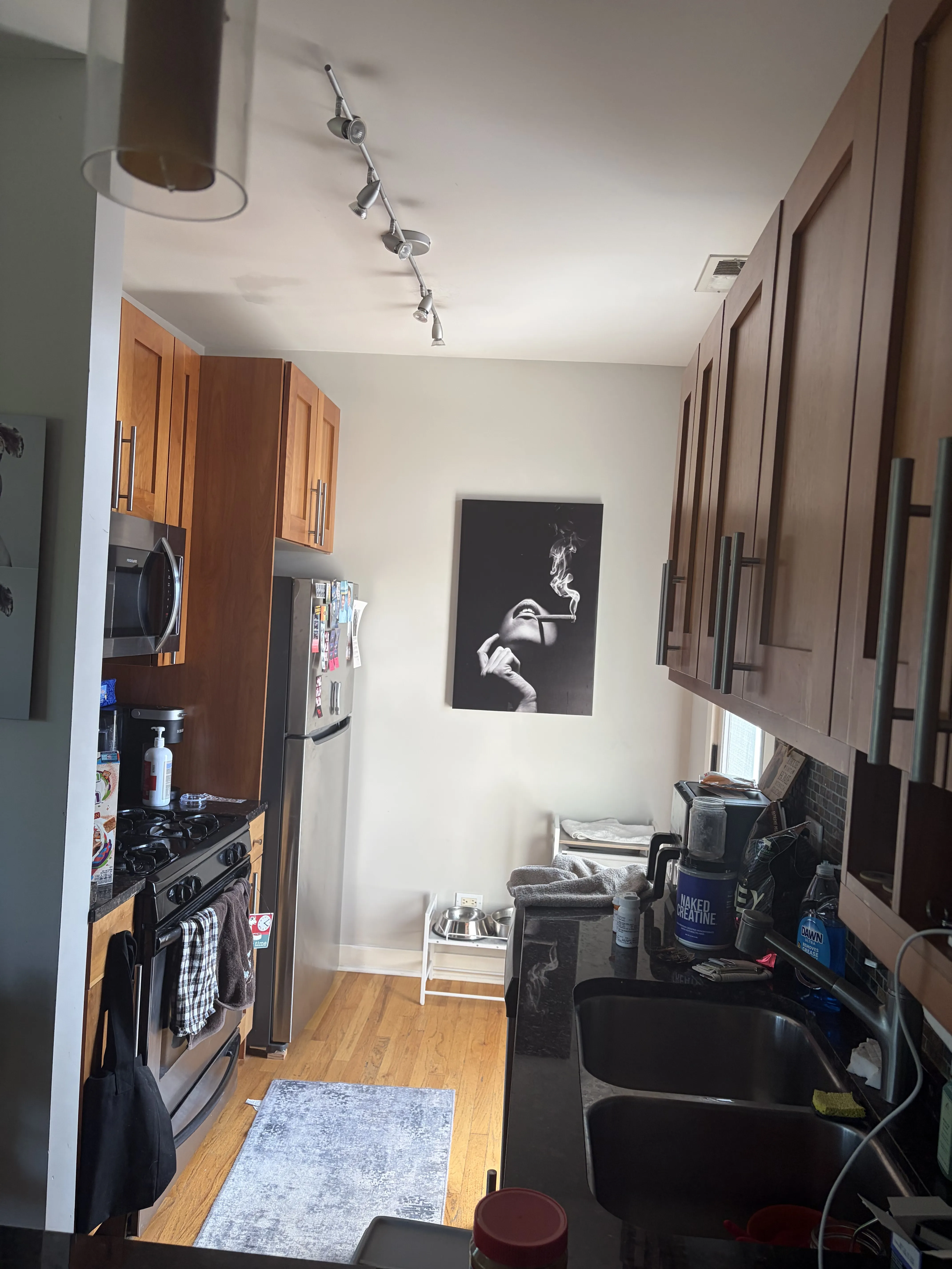 2243 W Barry Ave 60618 60618-Chicago-IL